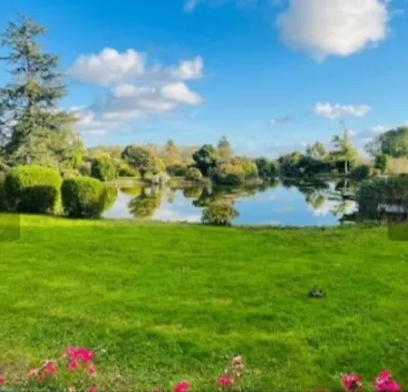 Alojamento de Acomodação e Pequeno-almoço Domaine Du D-day