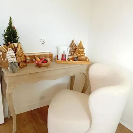 Domaine Du D-day Alojamento de Acomodação e Pequeno-almoço 3*