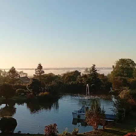 ベッド・アンド・ブレックファスト Domaine Du D-day